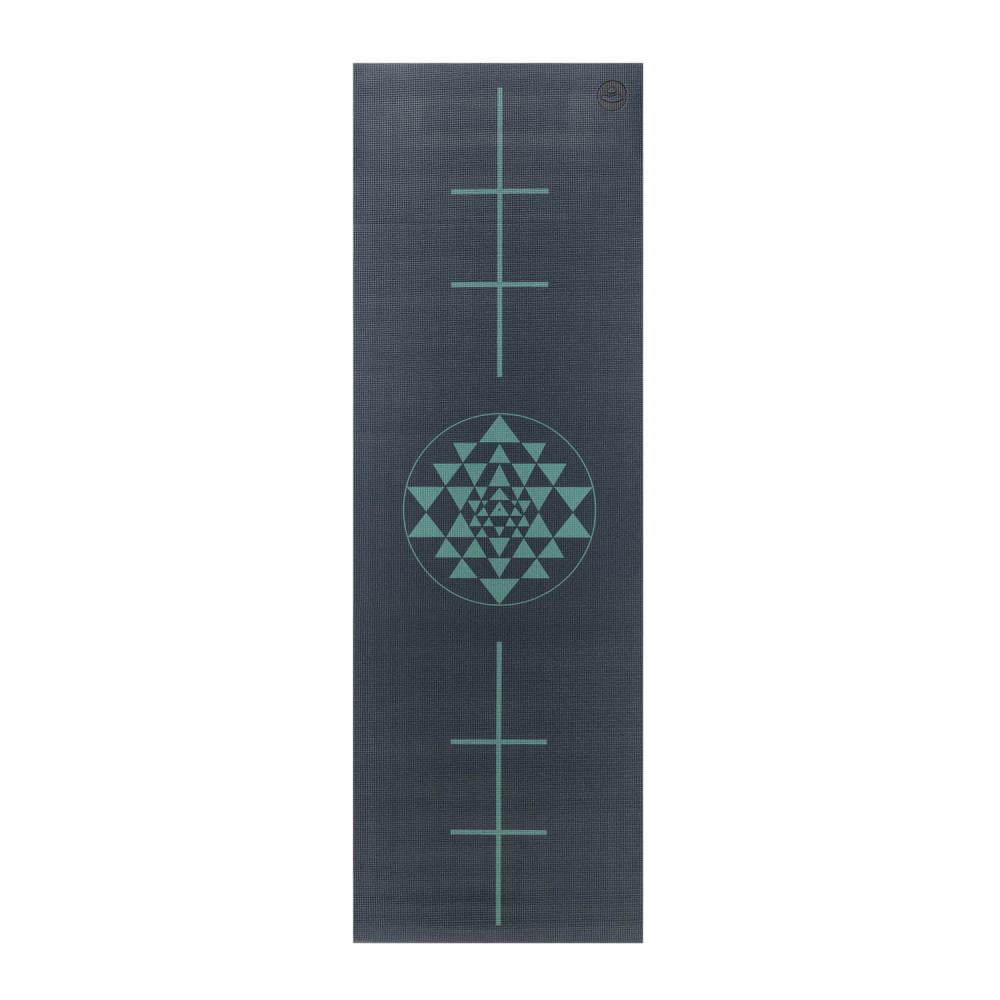 [Bodhi__896MBY] Leela Yoga Mat – Yantra Alignment (Yantra polnočno modra)